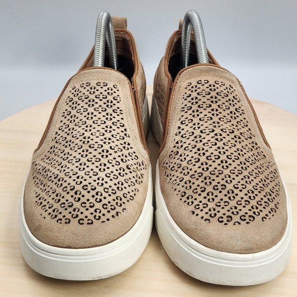 Vionic Womens Kimmie Perf Slip On Shoes sz 9 - Picture 12 of 15